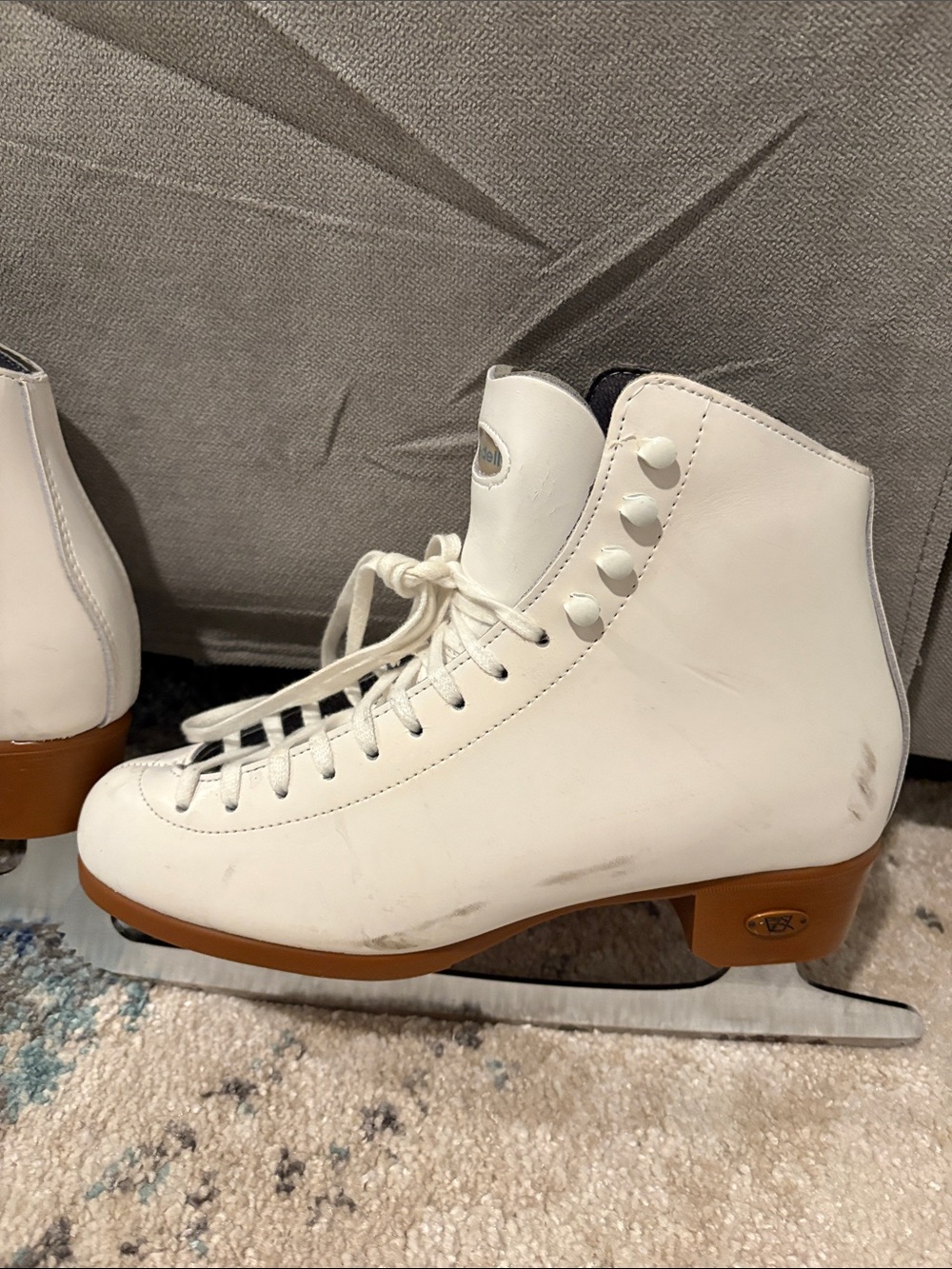 White Women's Lace-Up Figure Ice Skates - Classic Training Boots